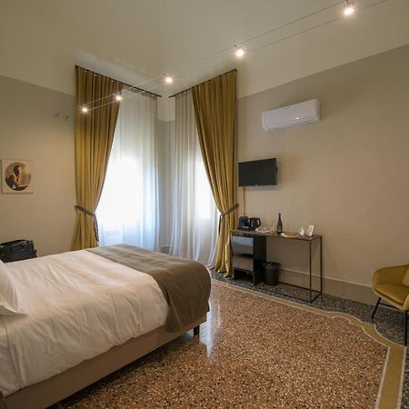 Palazzo Sertorio Suites Gavi Kültér fotó