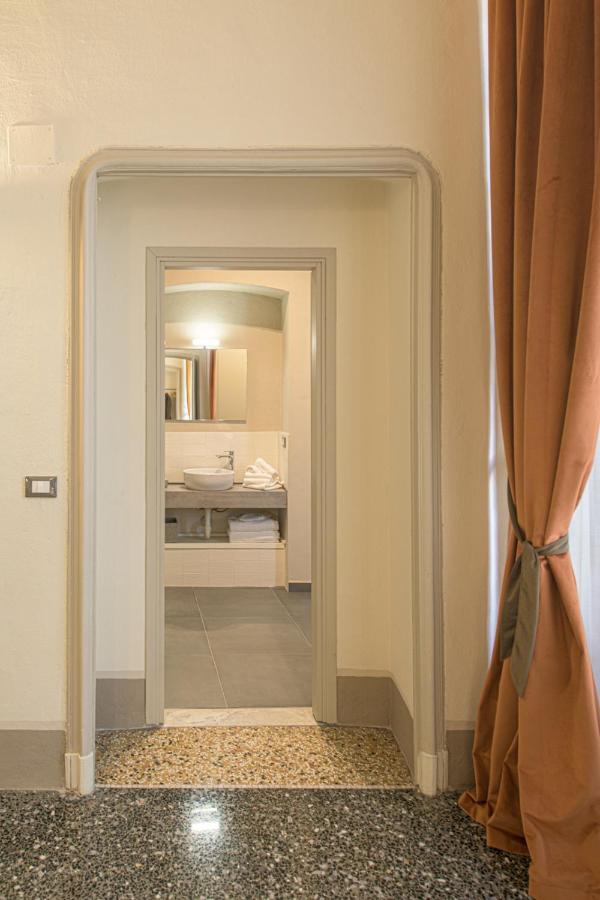 Palazzo Sertorio Suites Gavi Kültér fotó