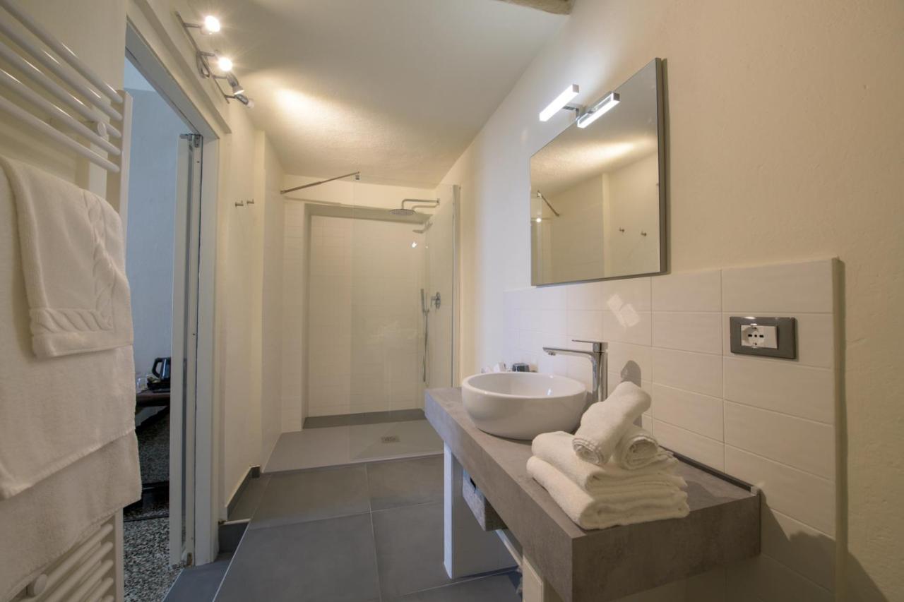 Palazzo Sertorio Suites Gavi Kültér fotó
