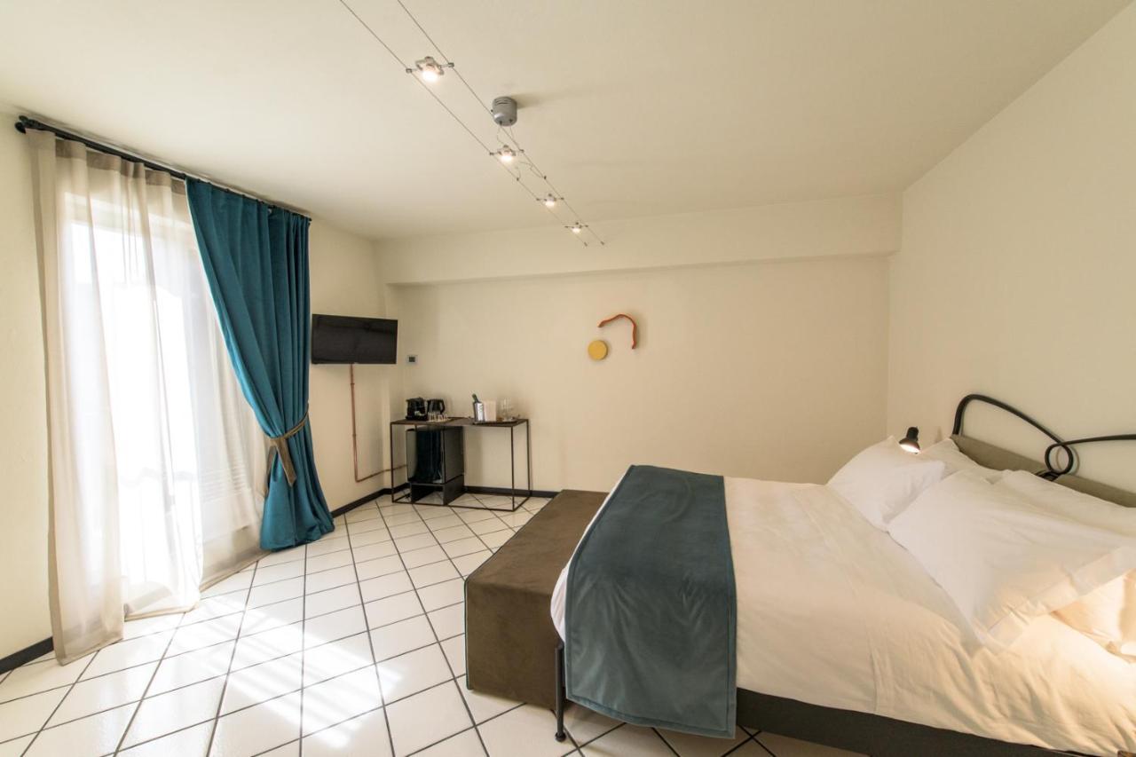 Palazzo Sertorio Suites Gavi Kültér fotó