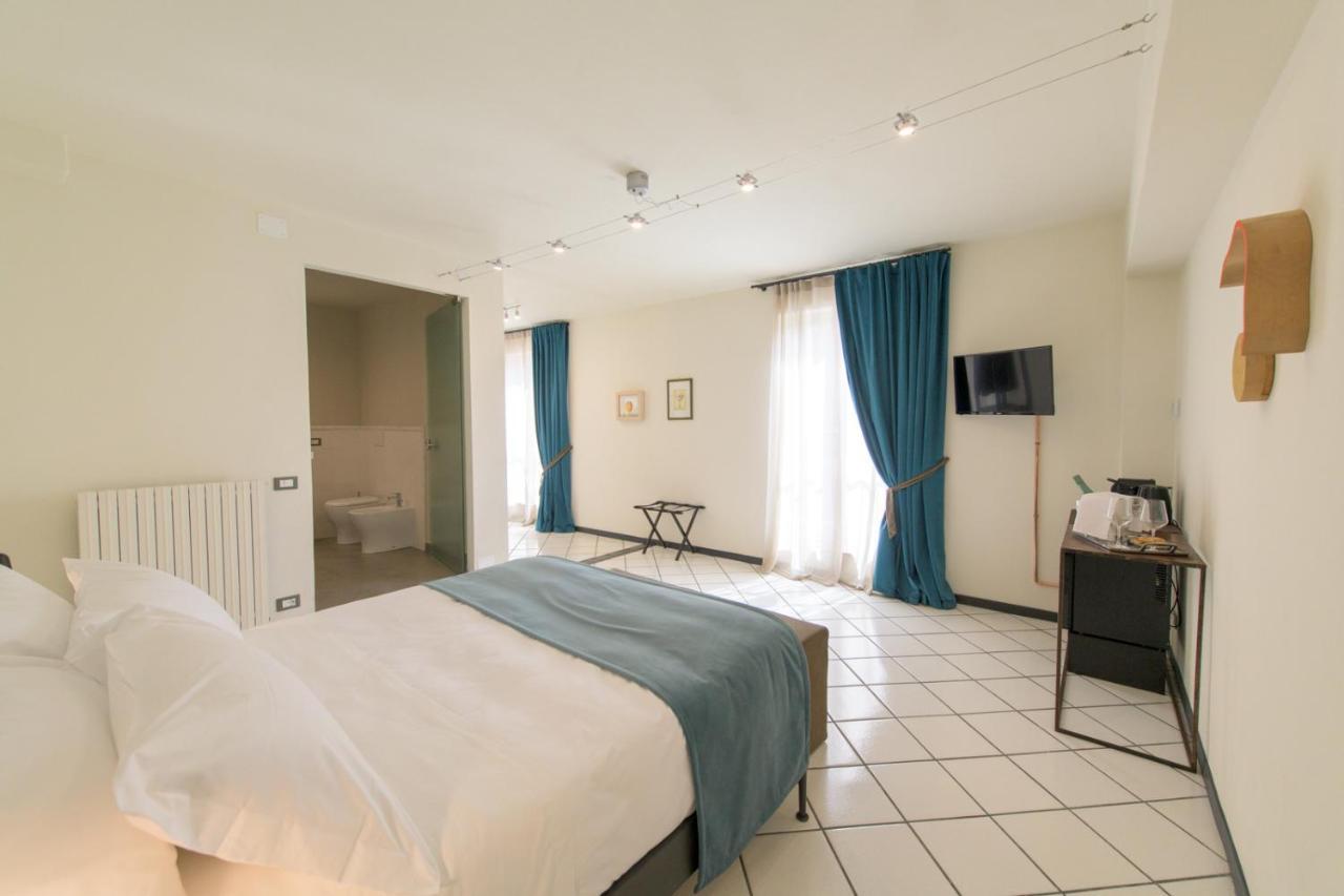 Palazzo Sertorio Suites Gavi Kültér fotó
