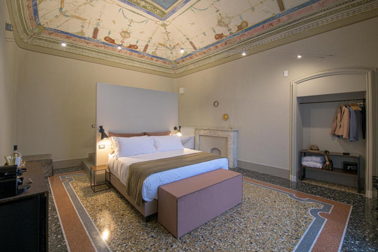Palazzo Sertorio Suites Gavi Kültér fotó